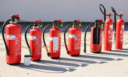 fire-extinguisher-712975_1280